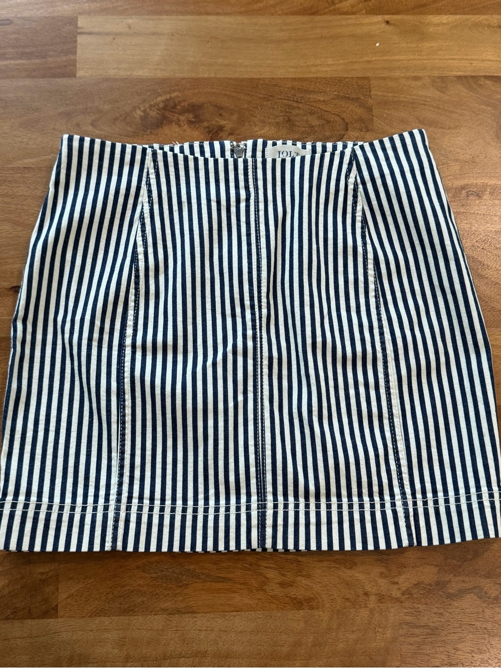 Jolt Navy and White Vertical Stripe Mini Skirt - Size 7/28
